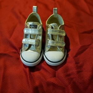 Gold converse